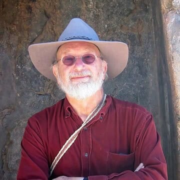Dennis mckenna mangu.tv square image 360